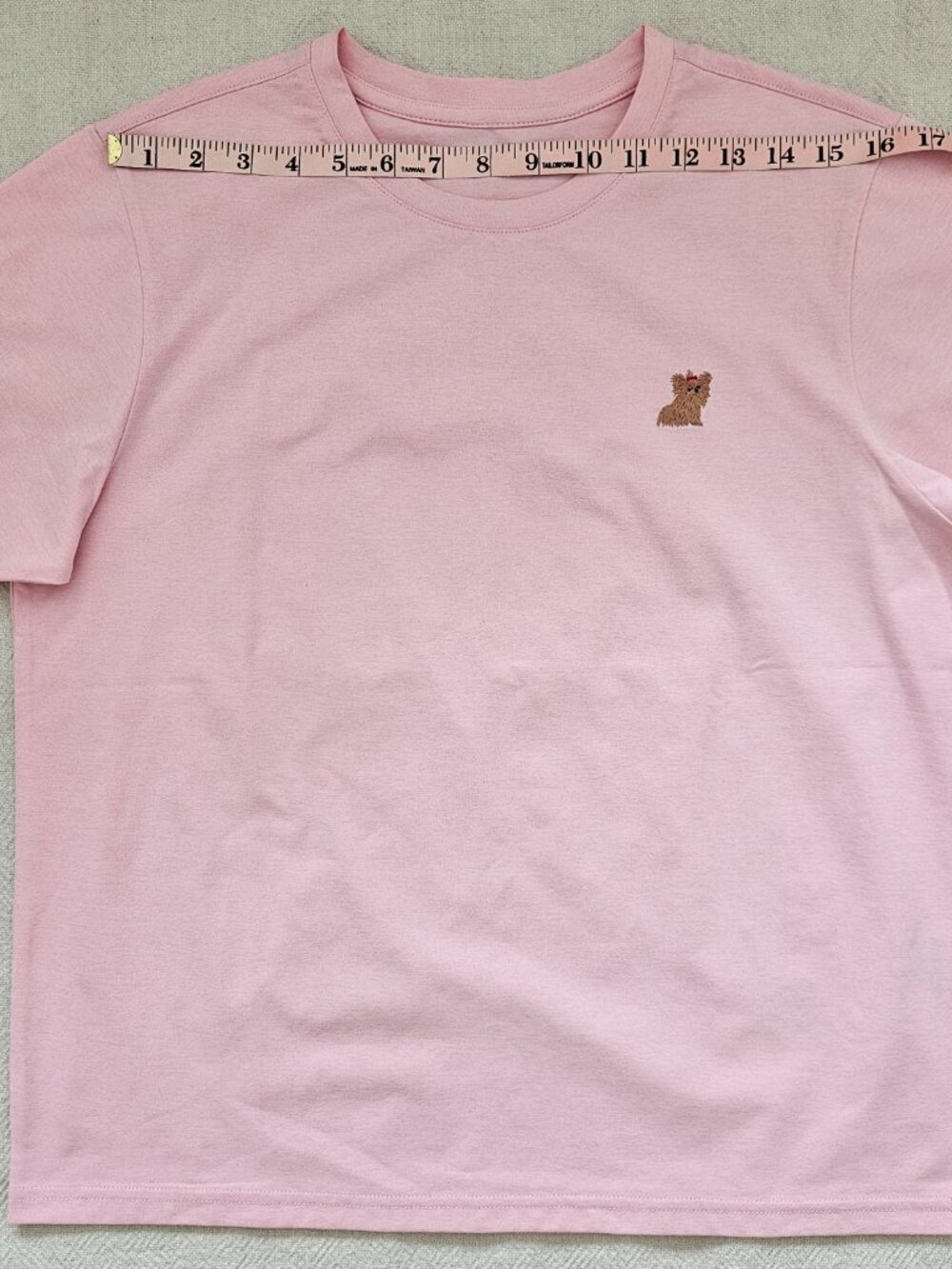 Pink Puppy Embroidery T-Shirt Minimal Tee Size 95/M NWOT - Picture 8 of 10